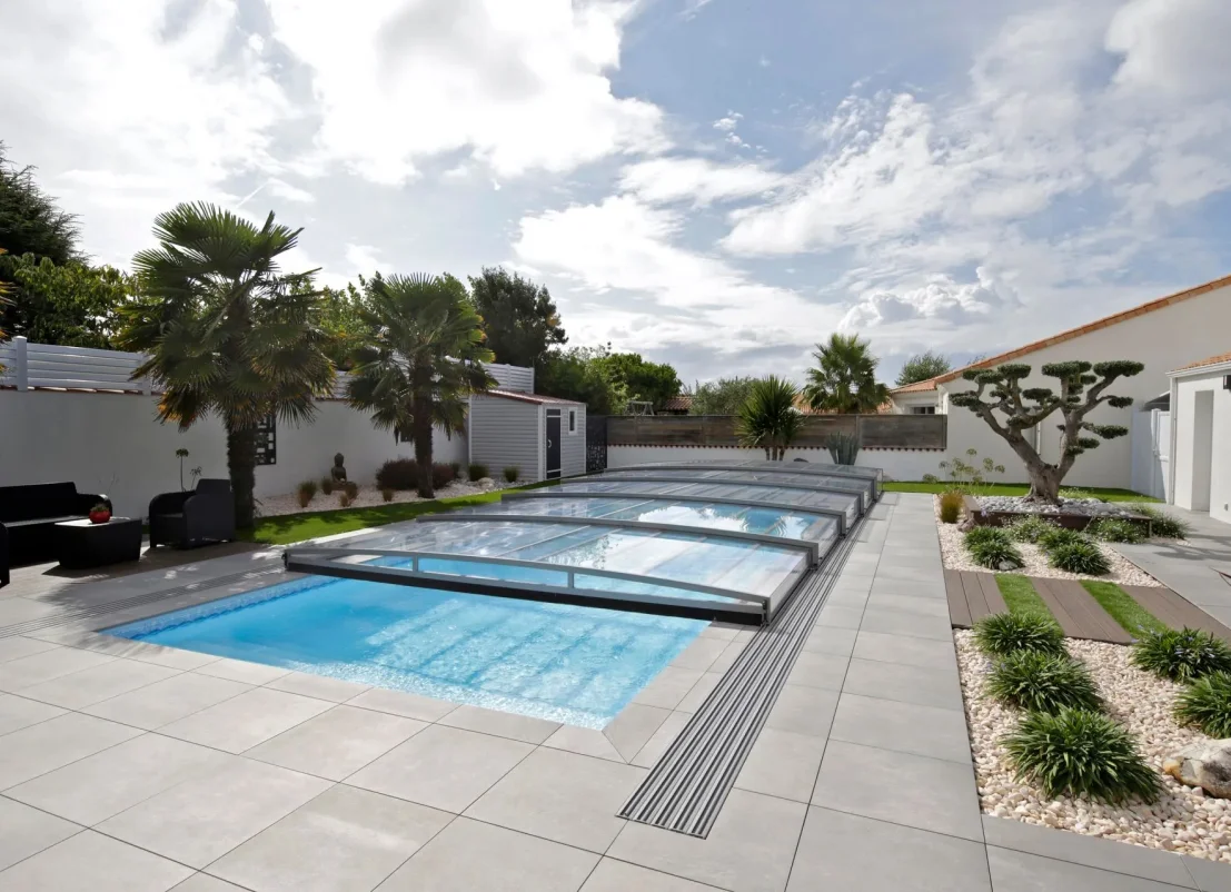 Dutertre Terrassement Pisciniste Au Mans Abris De Piscine Bas